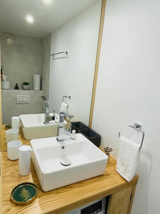 Le Bo Studio - Logement Standing Vue Mer & Piscine Le Diamant Exterior photo